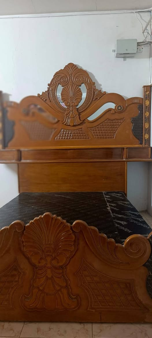 ميز مراية وجرباية وكوميديات ٢  وزاوية تزكام نظيفات جدا للبيع السعر مناسب


**إذا كنت صاحب هذا الإعلان وتريد حذفه لأي سبب، رجاءا أرسل رسالة إلى الدعم الفني**