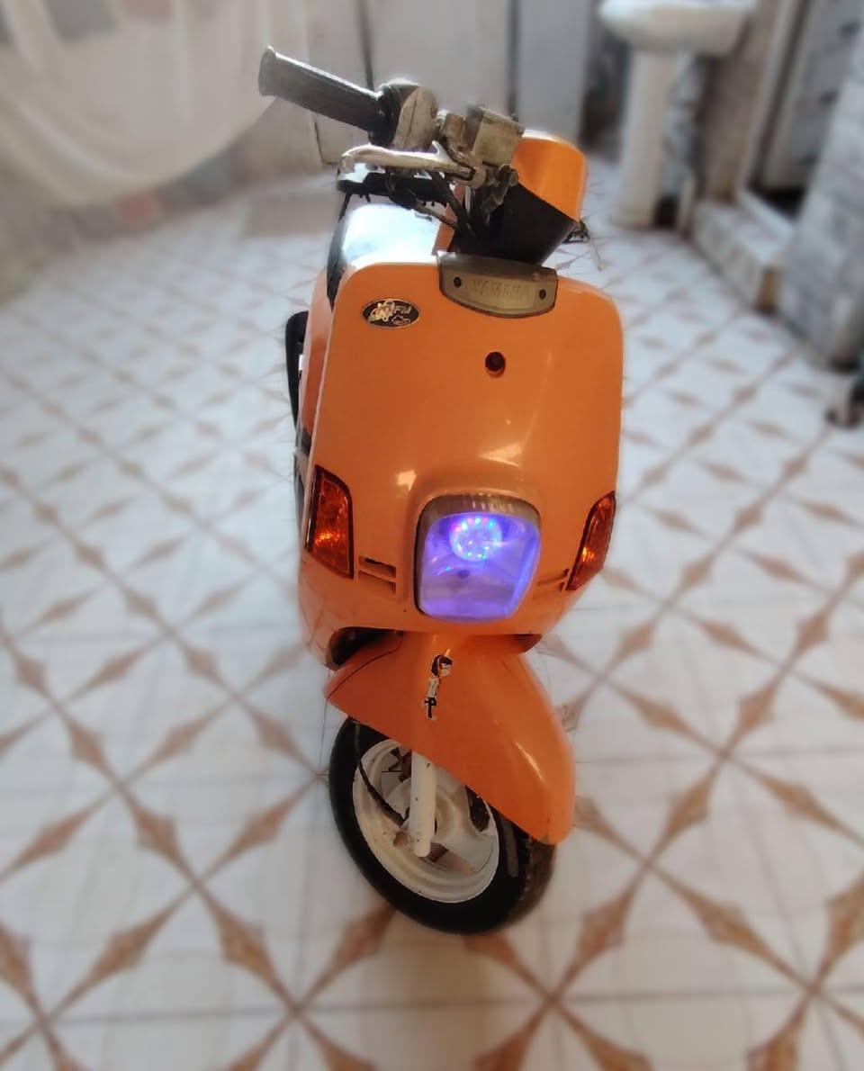 ماکـس بوليس لون مميز مامفتوحة نكرة سلف كفرات ختم واحد وية المكينة مابيها اي نقص لايت اشاير هورن عداد كلة شغال مكاني نجف لمناذرة رقمي ‏لسعر (700) ‪***********‬‏
