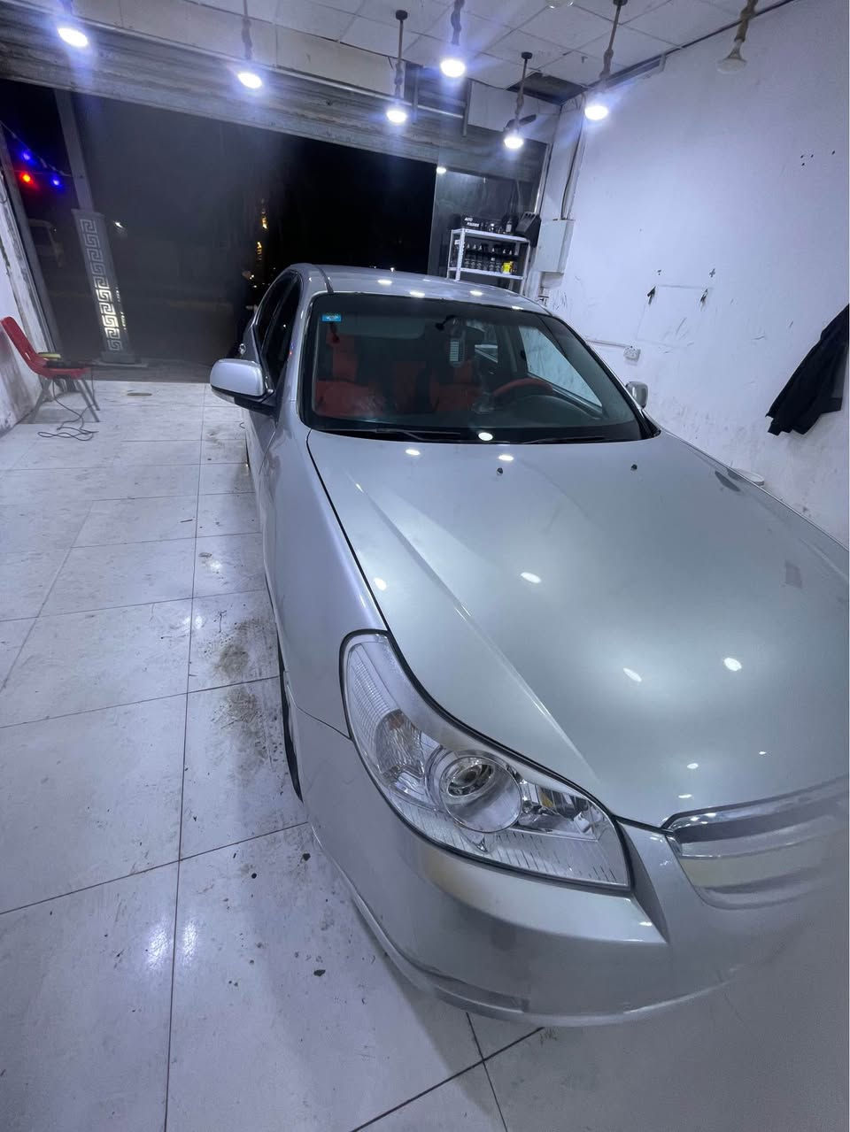 سيارة ابيكا ٢٠٠٧ 
السنوي بأسمي تنتهي ب٢٠٢٦ بشهر ١٢
سيارة ٦ سلندر 
مكينة جديدة ( مال حاوية الكوري الاصلي )
گير ابو القطرة الخضرة
تدفئة فول
تبريد يحتاجله غاز فقط شرط الفحص 

سيارة مصبوغه عام للجمالية موجودة صورها قــبل الصبغ

عليها بوليش جديد بالاضافة الى نانو سيراميك لحماية الصبغ

طخم تاير جديد
باور جديد
باتري 
راديتر 
قايش 
داينمو
كله جديد
سيارة مال جناية 

سعر السيارة ٦٥ ورقة وبيها مجال بسيط

مكان السيارة البصرة ابي الخصيب

للتواصل / *********** ابو الخصيب, البصرة
