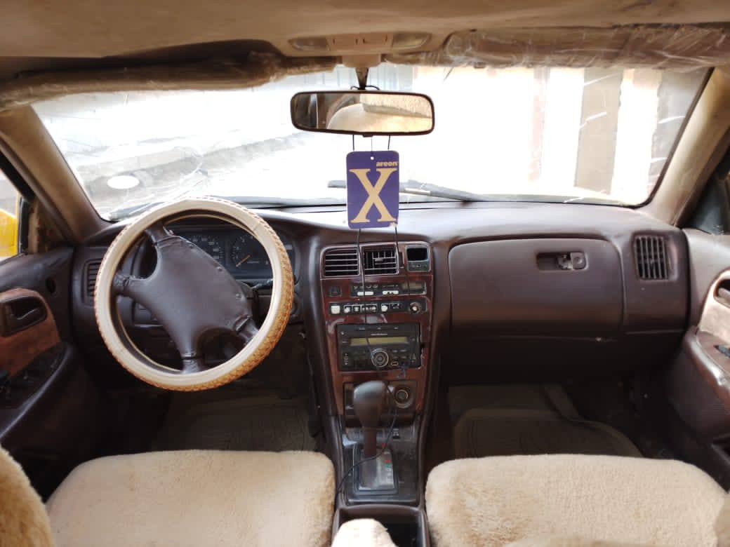 السلام عليكم سياره كريستال للبيع موديل 2000 مكاني ناصريه مركز سعر 46 وين السياره حلوه ***********
