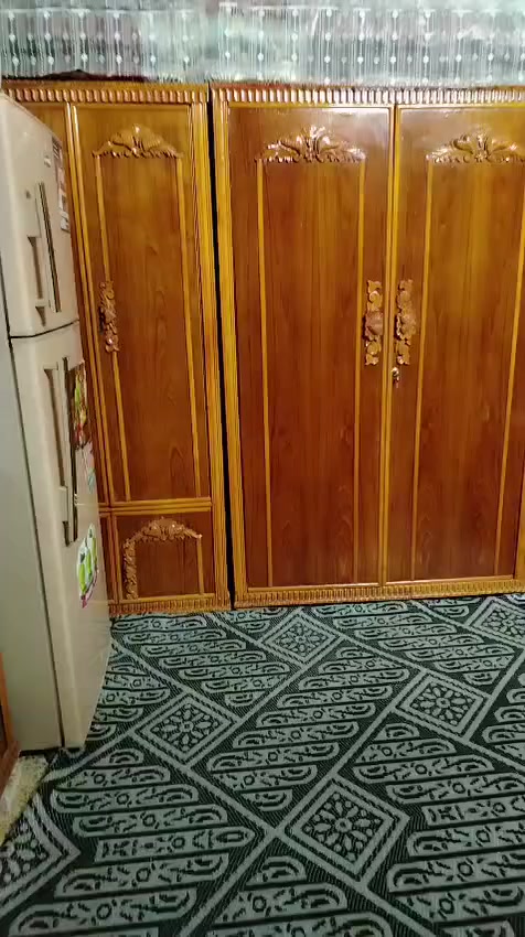 غرفه النوم لبيع لستفسر اتصل على الرقم ***********
