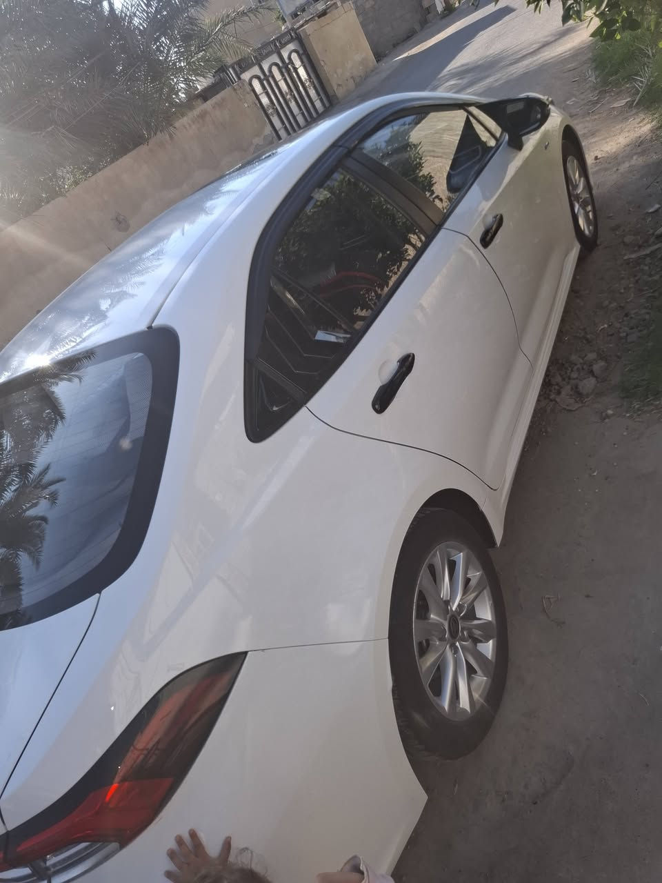 تويوتا كورلا هايبرد 2024
رقم بغداد

عداد المسافة _ ٣١ الف km

حجم المحرك  _  4 سلندر 1800 هايبرد 

المواصفات ..  فوول 1/1 

بصمة تشغيل وابواب ...  فتحة سقف

رادار امامي مانع تصادم 

مقاعد جلد .. هاند بريك كهرباء  ...  اوتو هولد

ويل كب - اشاير مري - لايت وحاجب زينون

تبريد قطعتين  ... شاشة كار بلي ... كرسي كهرباء 

تغليف كشنات وارضية ... كفرات للمرأة الجانبية 

وسبايدر خلفي اضافي وياها بس تلزكه

مكان السيارة بغداد 

***********

*  السعر 150 ورقة  *
