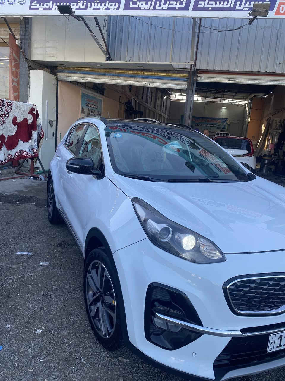 يالله
سلام عليكم سبورتج 2019 بغداد خليجي جديده خلاص 
السعر                                        205 وبيه مجال خير من الله 
ماشيه                                     000 75الف حقيقي 
الستفسار اكثر                          ***********
                                             ***********
مواصفاتها فول
معروفه بس ما عدا جنطه مو كهرباء 
يعني حتى تشغيل عن بعد بيه 

سياره جديده كفاله عامه من الصبغ والتبديل والفتح 
مكينه وكير مكفولات على وضع الشركه برغي ما مفتوح بيه وبكل السياره برغي ما مفتوح  
وكلشي موضح بالسونار موجود بالمنشور 
والسياره احله من الصور والسونار بالحقيقه 
مكان السياره  بغداد المحموديه 
علمن ان السياره باسمي
