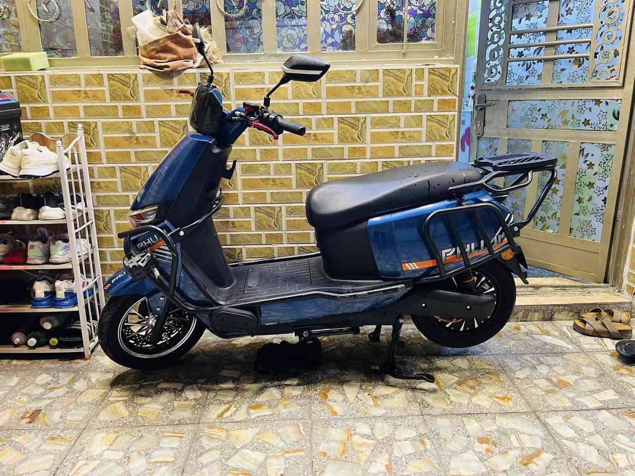 السلام عليكم دراجة شحن للبيع دراجة صالهة ١٥يوم طالعة من رمبة بس محتاج فلوس. السعر ٧٥٠ وبيهة مجال حك الجية الرقم ***********
