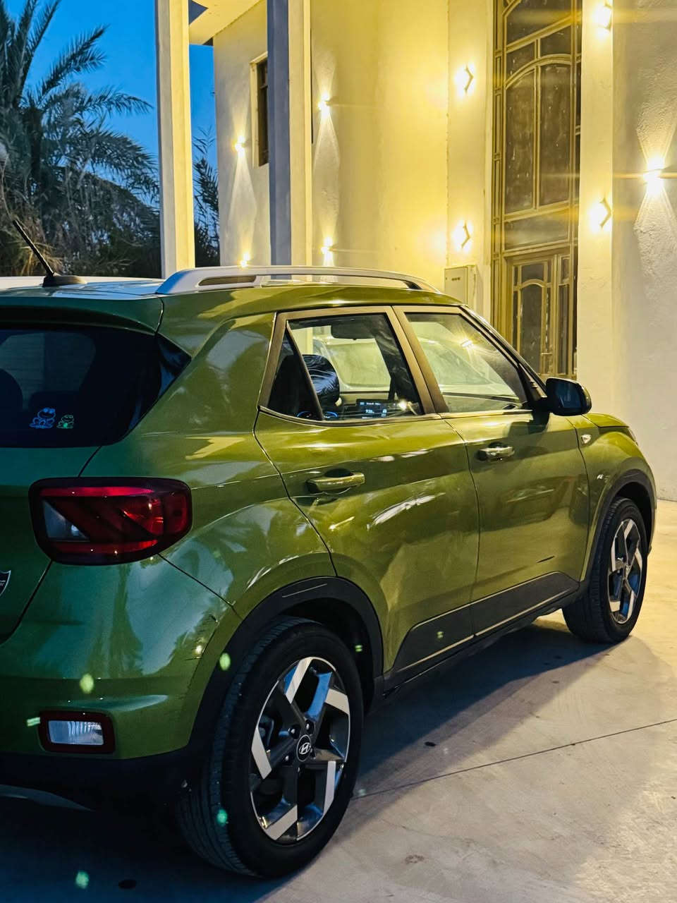 مساء الخير ڤينيو موديل ٢٠٢٤ دخول جديد مواصفات  بصمة وتشغيل عن بعد وفتحة سلايت  رادارات بدون لوحات تترقم جميع المحافظات ماشية ٢٢ بيها قطعتين باب السايق والجاملغ بدون اي دواخل  البچم كبس ايرباك كشن فقط داخل بيجي 
#ملاحظة // السياره يرادلها ترتيبات مصورهن بالمنشور 
السعر ١٠٨ وبيها مجال للشراي العنوان بابل المسيب *********** صور الحادث واتساب المحاويل, بابل
