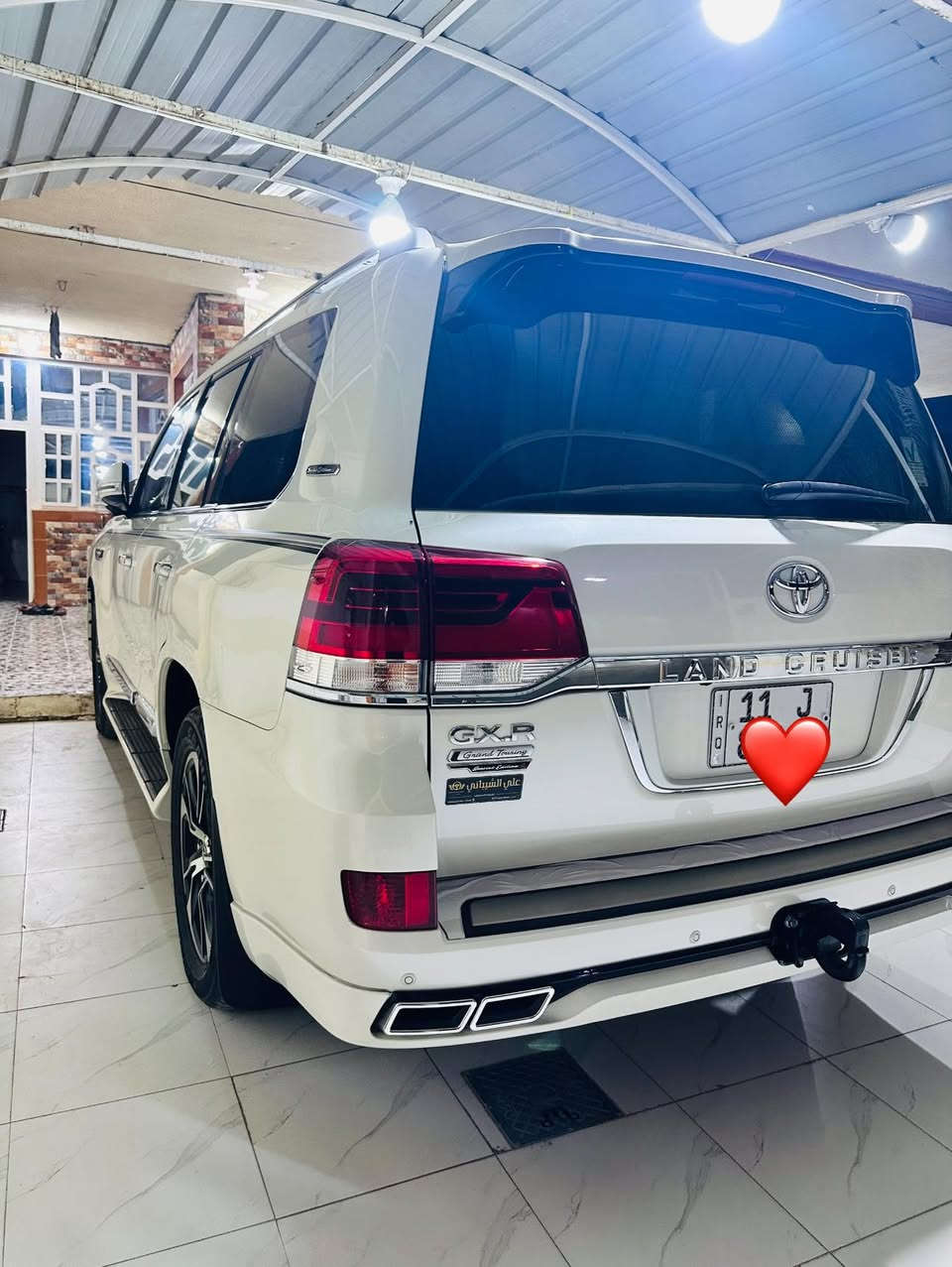 السلام عليكم للبيع الاندكروز 2021 ساز اصل
مكفول كفاله عامه سياره معروفه بل مواصفات 
ساز سياره جديده ماشية 100  الف حقيقي 
رقم بغداد (8)سلندر 
رقم الهاتف ***********
