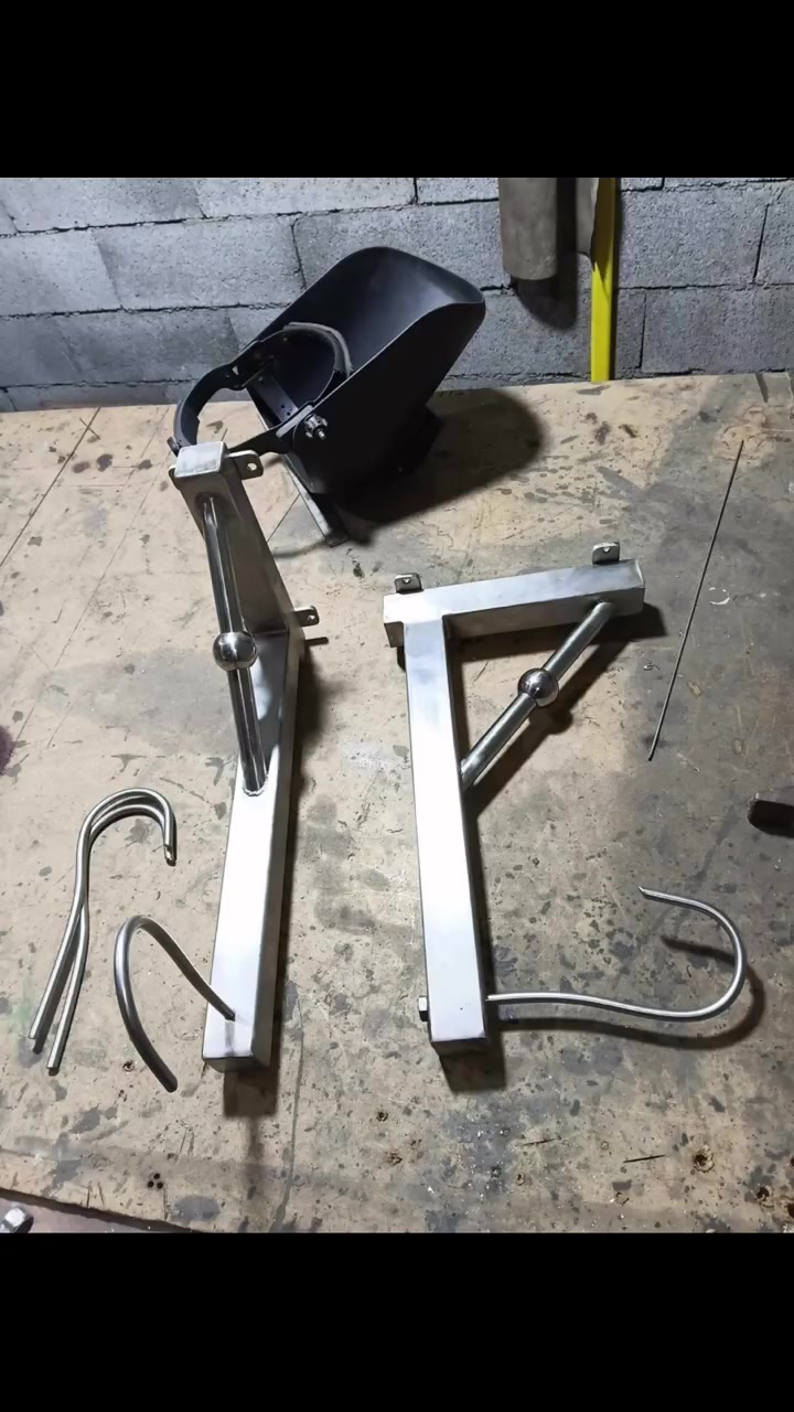 علقة دلحولي inox علق وسلخ مرتاح لي مهتم مرحبا بي لجميع


**إذا كنت صاحب هذا الإعلان وتريد حذفه لأي سبب، رجاءا أرسل رسالة إلى الدعم الفني**