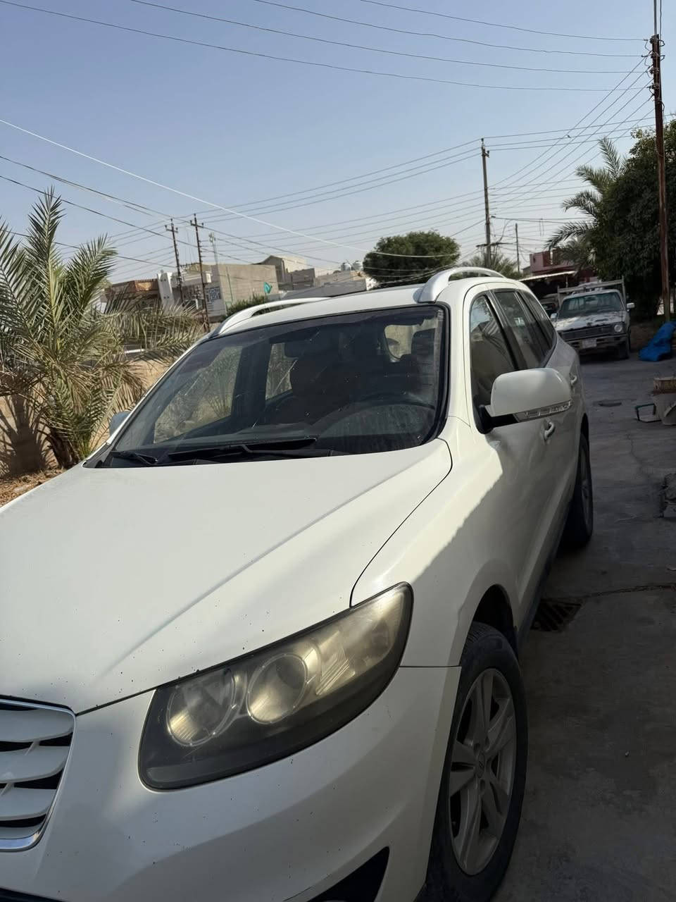 السلام عليكم 
هـونداي سنتافي2011للبيع فقط 
السيارة فول ١/١
مواصفات السنتافي المعروفة 
محرك 6 سلندر  / 3500
رقم بغداد
ثلاث قطع تبريد 
فتحة 
كشنات جلد
بصمة ابواب وتشغيل
كشن كهربائي
تحكم بالستيرن
وبعد مواصفاتهـا المعروفة ..
السعر 145$ وبيهـا مجال 
علماً ان السيارة بأسمي 
مكاني ديالى/المقدادية
***********
