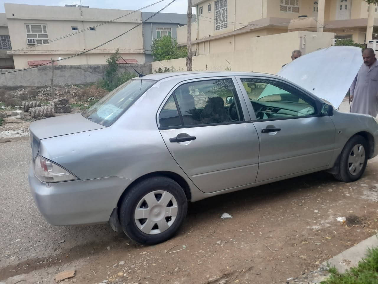 السلام عليكم 
مسيبوشي لانسر للبيع موديل ٢٠٠٩ بسمي رقم سليمانيه دولي والسياره كفاله من الحادث او الضرر سياره بلادي مكينه القبق لأسود مكفولات صدر أمامي خلفي جديد تخم تاير جديد  الجاملغ الأمامي مرشوش اثر شخوط البنيد مبدل تجاري اثر جراد تدفئه تبريد شغال مابيهه  اي نقص سنويه مجده ل ٢٠٣٠ السعر ٨٠ورقه وبيهه مجال قليل لسونار اسفل الشاشه  رقم صاحب السيارة***********
 مكلف بلنشر
