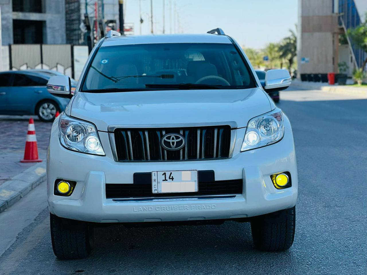 تويوتا برادو  2010  خليجي السعر 183 قابل للتفاوض رقم الدولي بسمي سنويه لل 29 سونار بل منشور وكلشي واضح السياره جديده بمعنه الكلمه مواصفات مرايات شفط كشنات جلد ثلاجه حساسات خلفيه كامره شاشه محرك 2700 تبريد خلفي 7 راكب محرك وكير مكفولات حداديه جديده تخم تاير كارتون ماشيه 190 حقيقي
(مكاني كربلاء المقدسه ) بيها شبرين رش موضح بل سونار والباقي كفاله عامه ضربه وصبغ وتبديل 
لاستفسار ***********
تويوتا برادو  2010  خليجي السعر 183 قابل للتفاوض رقم الدولي بسمي سنويه لل 29 سونار بل منشور وكلشي واضح السياره جديده بمعنه الكلمه مواصفات مرايات شفط كشنات جلد ثلاجه حساسات خلفيه كامره شاشه محرك 2700 تبريد خلفي 7 راكب محرك وكير مكفولات حداديه جديده تخم تاير كارتون ماشيه 190 حقيقي
