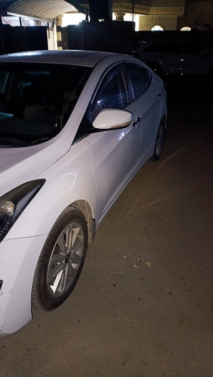 سيارة النترا  موديل ٢٠١٥ لبيع
تواصل فقط عبرة الهاتف 
***********
