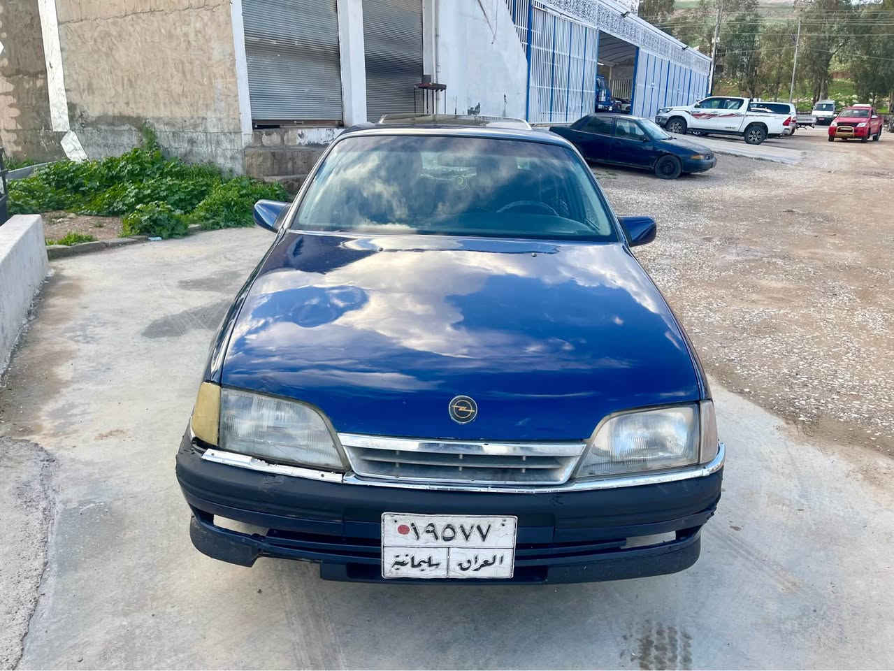 اوميگا١٩٩٢ مه كينه ٢٠ توماتيك
گيرو مه يكنه به شه رت 
چوارتايه ي نوويه. ته حويل غرامه به شه رت 
براؤه ي نه بيت
سعري ٣٣$
***********
*********** كويسينجاك, أربيل
