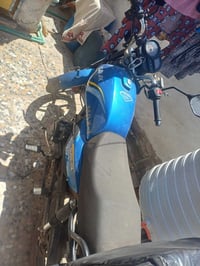دراجه مكفوله من الفتح اي برغي سعر ٨٠٠ بيه مجال قليل موديل ٢٥ 077029524...
