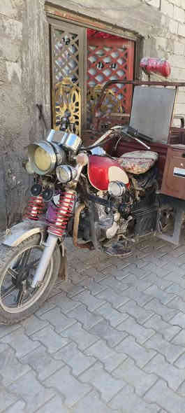 سلام عليكم شباب ستوته جمرامديل 2016 وراق صولي محرك 23 ماعيز برغي ستوته مكاني ابو  بلحيره سعرها 1300 وبيها مجال الشري يدلل هذ رقم رعيها مكلف بل نشر خاص مامتوجد شباب اليردها يتصل***********
