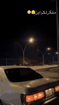 سلام عليكم للبيع ملكه 2003 سياره جديده 3دكم ديفور جبير دواخل كله جلد كفاله عامه  مكان لبصره لقرنه *********** وكاله فقط رقم بصرا
