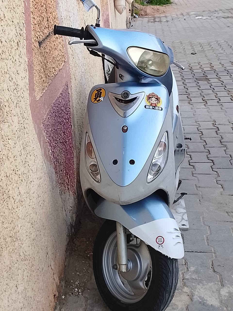 السلام عليكم شباب دراجه للبيع دراجه رمبه ماكس ختم واحد وين محرك كل شيء مختم بها دراجهى دراجه احلى من الصوره صار لها اربعه ايام طالعه من الرمبه السعر خاص ***********
