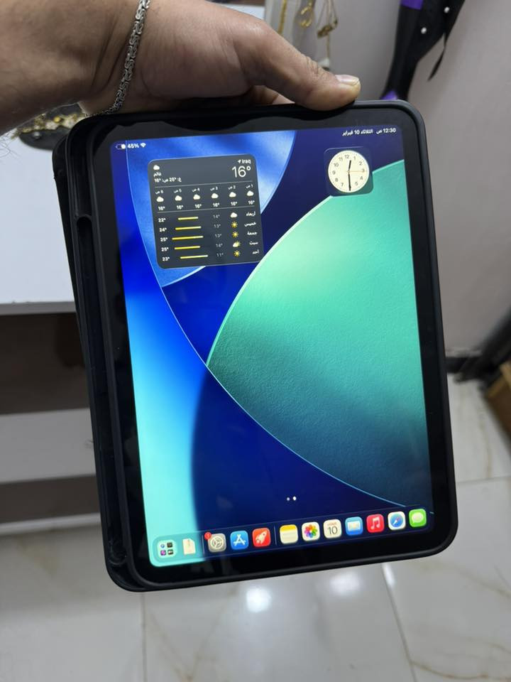 ايباد 11 ذاكره 128 بطارية 100 سعره 400 العنوان بغداد الشعب ***********
