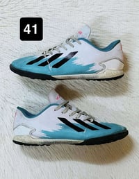 حذاء باله • قياس ٤١ • توصيل