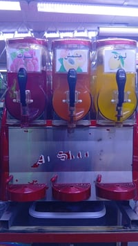 مكينة خياطة • نضيفه جدا • كربلاء