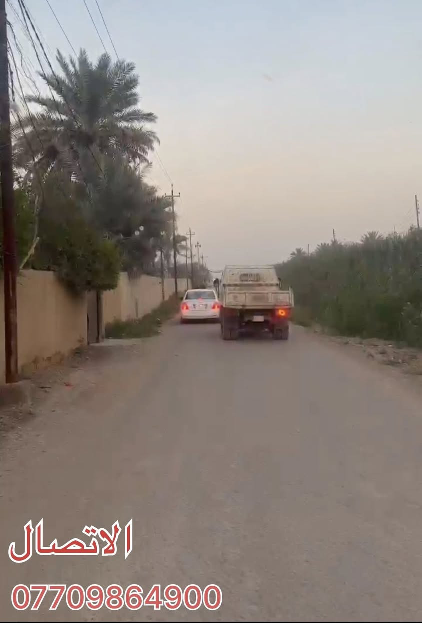 اعادة للنشر بسعر مناسب جداً 
فرصة عقارية مميزة في مربع طالب العلي 🏗️
للراغبين بالسكن أو الاستثمار، قطعة أرض مميزة للبيع بموقع استراتيجي وهادئ:
• الموقع: مربع طالب العلي - المربع الأول (شارع الجامع).
• المساحة: 100 . ٥*٢٠
• نوع العقار: زراعي (قرار 35).
• المميزات: * تبعد عن الشارع الرئيسي مسافة 400 متر فقط.
• موقع قريب جداً من المولدة وشارع الجامع الحيوي.
• منطقة مأهولة وسهلة الوصول.
💰 السعر: مميز جداً ومناسب للجميع.
📞 للمزيد من المعلومات أو للاستفسار، يرجى الاتصال على الرقم:
***********
