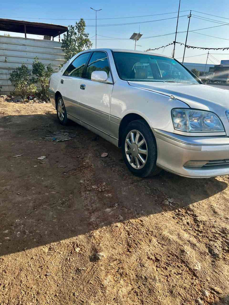 كراون ملـــگه : موديل 2003
فئة : 4 دکــم شاصي 75 
حجم المحرك :  ديڤور الكبير 
كير مكينه كفاله شرط الفحص 
السياره حادث جوملغ جهة السائق الامامي 
وبيها شويه تعديل بلغد الامامي 
السياره رقم صلاح الدين : وكاله عامه بأسم المشتري + حجز إكتروني للتسجيل 
للاستفسار : ***********
