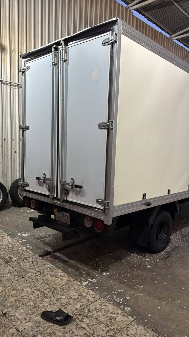 سلام عليكم كيا فحل البيع  موديل 22 مسجل بل سنويه بوكس السياره تخم تاير مكينة جاهزه لاضربه ولاصبغ العنوان بغداد معارض الحبيبيه غير متواجد على الفيس بوك استفسار على هاذا الرقم ***********
