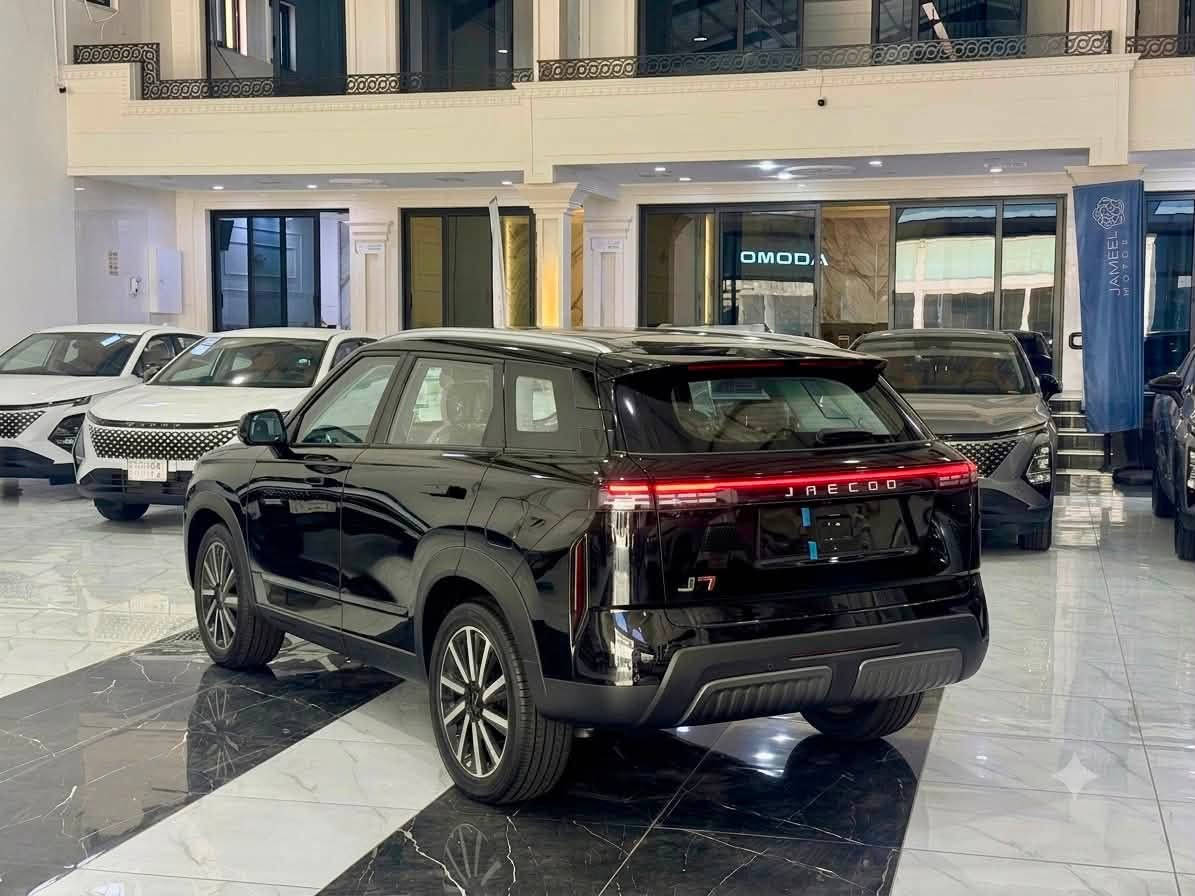 Jaecoo j7 lux 2026 
دینار  33.000.000

مەکینەی 1.6 تۆربۆ
184 هێزی ئەسپی و بە تۆرکی 275
فول فول مواصفات 
پانۆراما
کوشن سارد و گەرم 
رادار 
داتاشۆ
دەبڵ جام
زۆر مواصفاتی دیکەی هەیە
7ساڵ ضمان 
3 ساڵ سێرڤسی بەخۆراییە

محرك توربو سعة 1.6 لتر
184 حصانًا و275 نيوتن متر من عزم الدوران
مواصفات كاملة
بانوراما
وسائد باردة ودافئة
رادار
داتاشو
يحتوي على العديد من الميزات الأخرى
ضمان 7 سنوات
خدمة مجانية لمدة 3 سنوات

اربيل شارع١٠٠م مقابل طوارئ الغرب 

***********
***********
