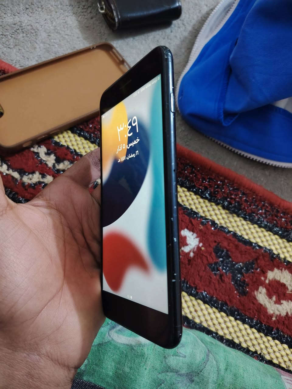 السلام وعليكم ايفون سفن بلاس مبدل بطاريه 100 جديده الباقي بلادي الشاشه مامبدله اصليه شرط لبلاد كله شغال مابي اي نقص كله نت اتصال غيره كله فول بس الكامره مرات تهتز بس بل فورتيه مابيهه شي ابد كلش حلوه السعر 75 بي مجال قليل المكان كربلاء امن الداخلي ***********
