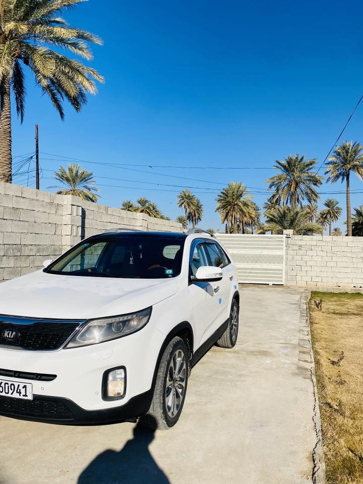 سورنتو 2015 خليجي
ماشيه 107الف حقيقي 
فول مواصفات 1/1 مواصفات 
محرك 6 سلندر 3500
مكفوله من الصبغ والتبديل  كفالة عامه 
السياره جديده بمعنى الكلمه وجاهزه بدون اي نقص 
للاستفسار 
الهاتف ***********/‭0781 069 7250‬
