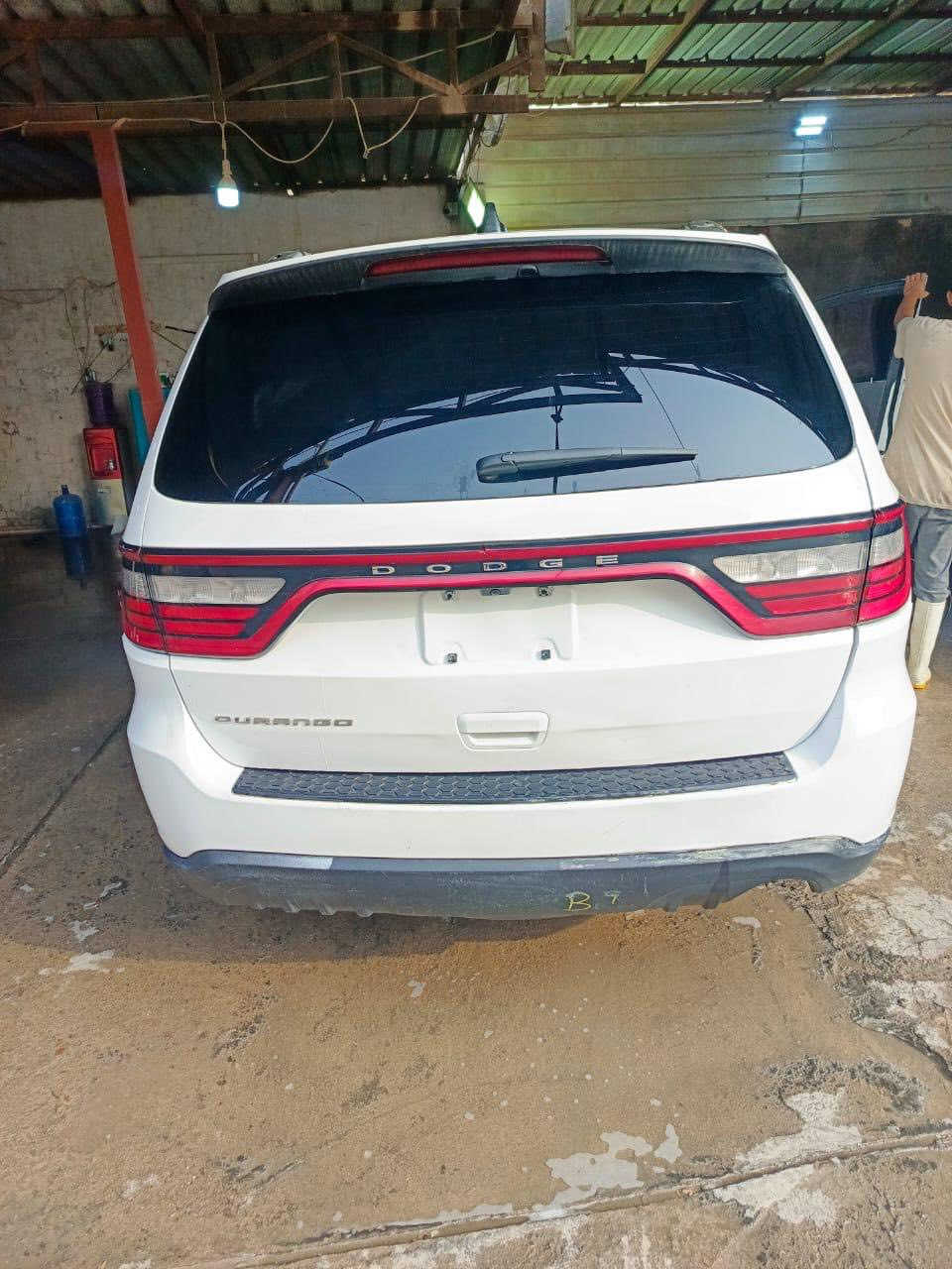 دورنكو بسعر بلاش جوه السوك  مستعجل ع البيع
موديل ٢٣ sxt جاهزه 
تبديل جاملغ وبنيد 
سياره جديده ماشيه ٢٣ الف فقط 
بدون رقم فحص مؤقت تترقم باسم المشتري 
السعر مع الرقم ٢٢٣ نهائي لان بسعر السبورتج
***********
