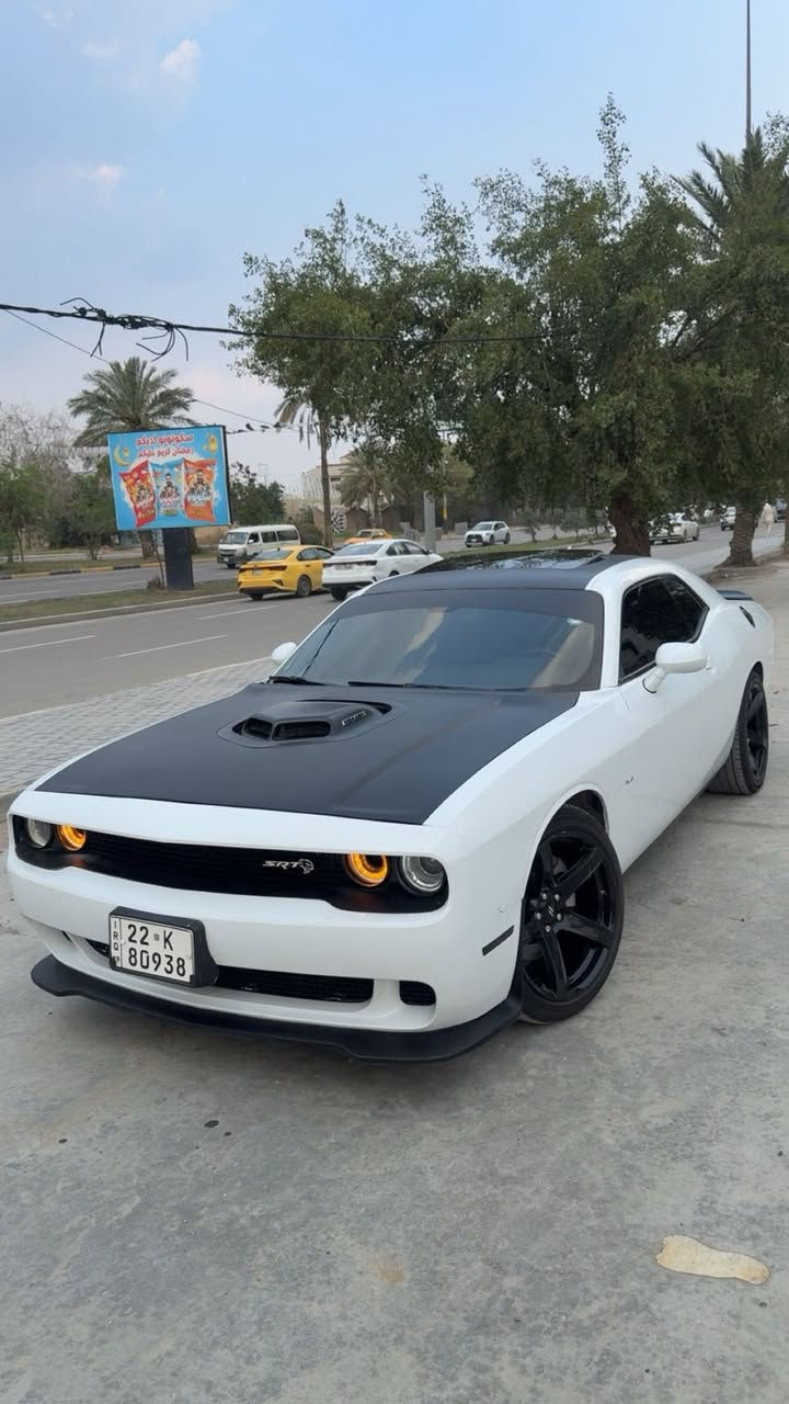 نوع السيارة : دودج جالنجر ( شيكر 5700 ) 2022 🐼


**إذا كنت صاحب هذا الإعلان وتريد حذفه لأي سبب، رجاءا أرسل رسالة إلى الدعم الفني**