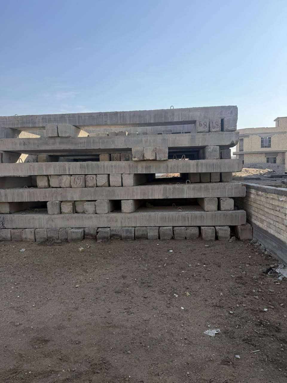 ركايز للبيع العدد 170 الطول 9 متر. للستفسار ***********
