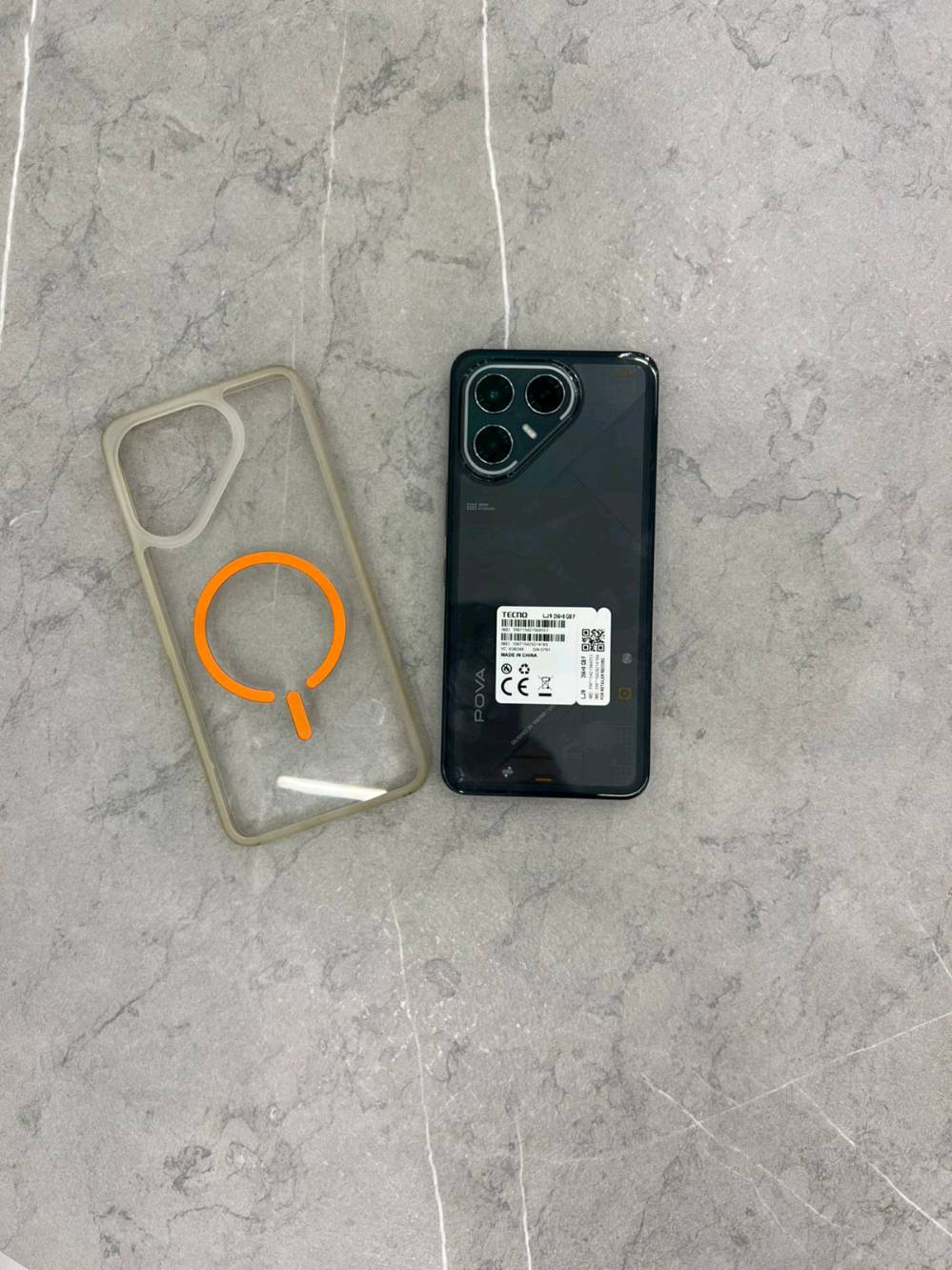 سلام عليكم تكنو بوفا 7الترا نسخه 5g جهاز نضيف حيل 100/100 جديد باكيت قبل سبوع شتريته بالببجي 120 فريم ذاكره 256 رام 16 الجهاز كامل ملحقاته سعره 380وبي مجال  
للاستفسار رقم عل واتساب ***********
