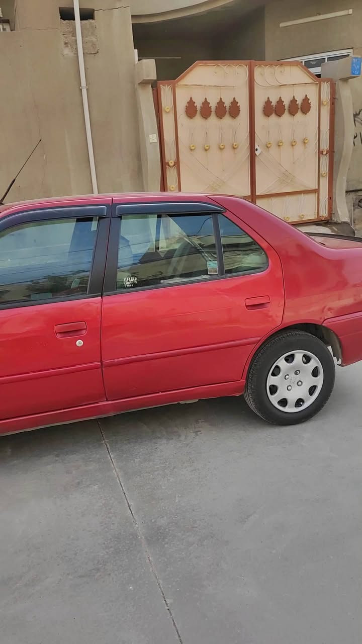 السلام عليكم
بيجو 2002.   306
محرك وكير شرط سيارة مكفولة من الحوادث والضرر سقف مطوز جمالية وصندوق داخل جديد سيارة خير من الله مال بيت رقم بغداد مشروع وطني اتريد تحويل او وكالة شرط طخم تايرات جديد باتري جديد اتراي وين ماتريد كابون  السعر 49 مكان السيارة موصل للستفسار ***********
