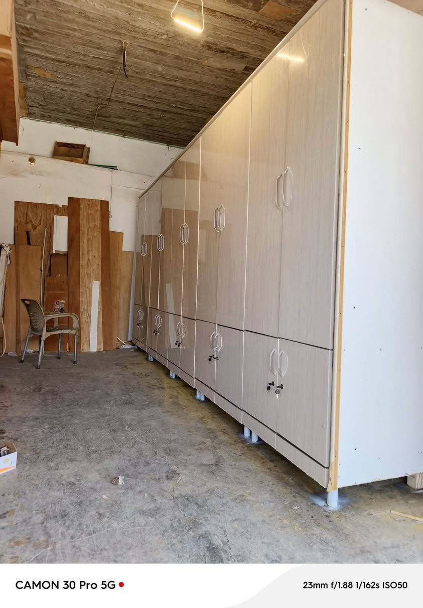 #معرض فراش تركي 🇹🇷 مقطع #قياس_خمسه_5_متر 
مقطع #لون كريمي كلش حلو ونضيف 
#عنوان جلولاء سوق السبت يتوفر توصيل لجميع مناطق ديالى بأسعار مناسب للتواصل واتس او تصال 
***********
