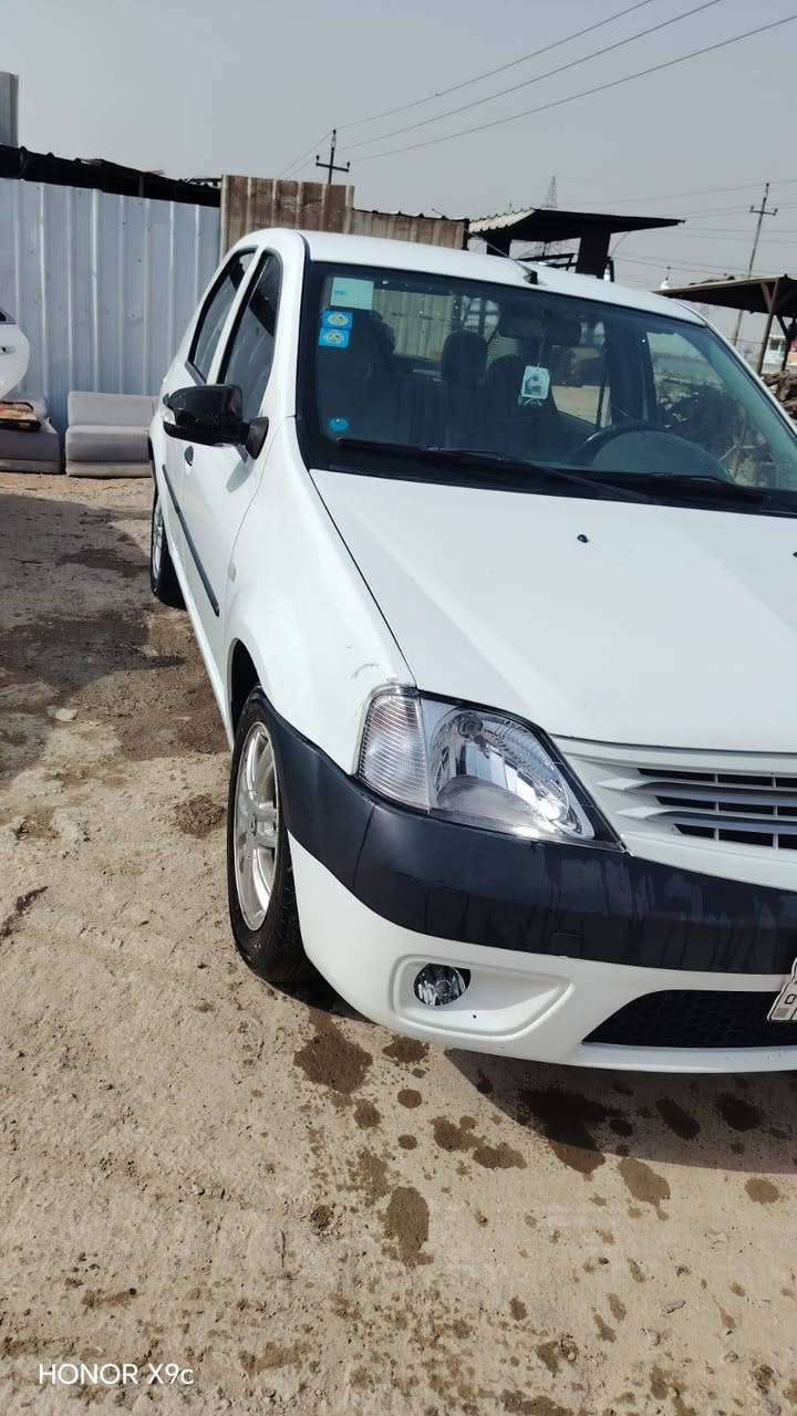 رينو الوكان موديل 17 مكفوله كفاله من كير محرك كفاله
صبغ جاملق خلفي وربع الباب 
مكلف بل النشر ***********
