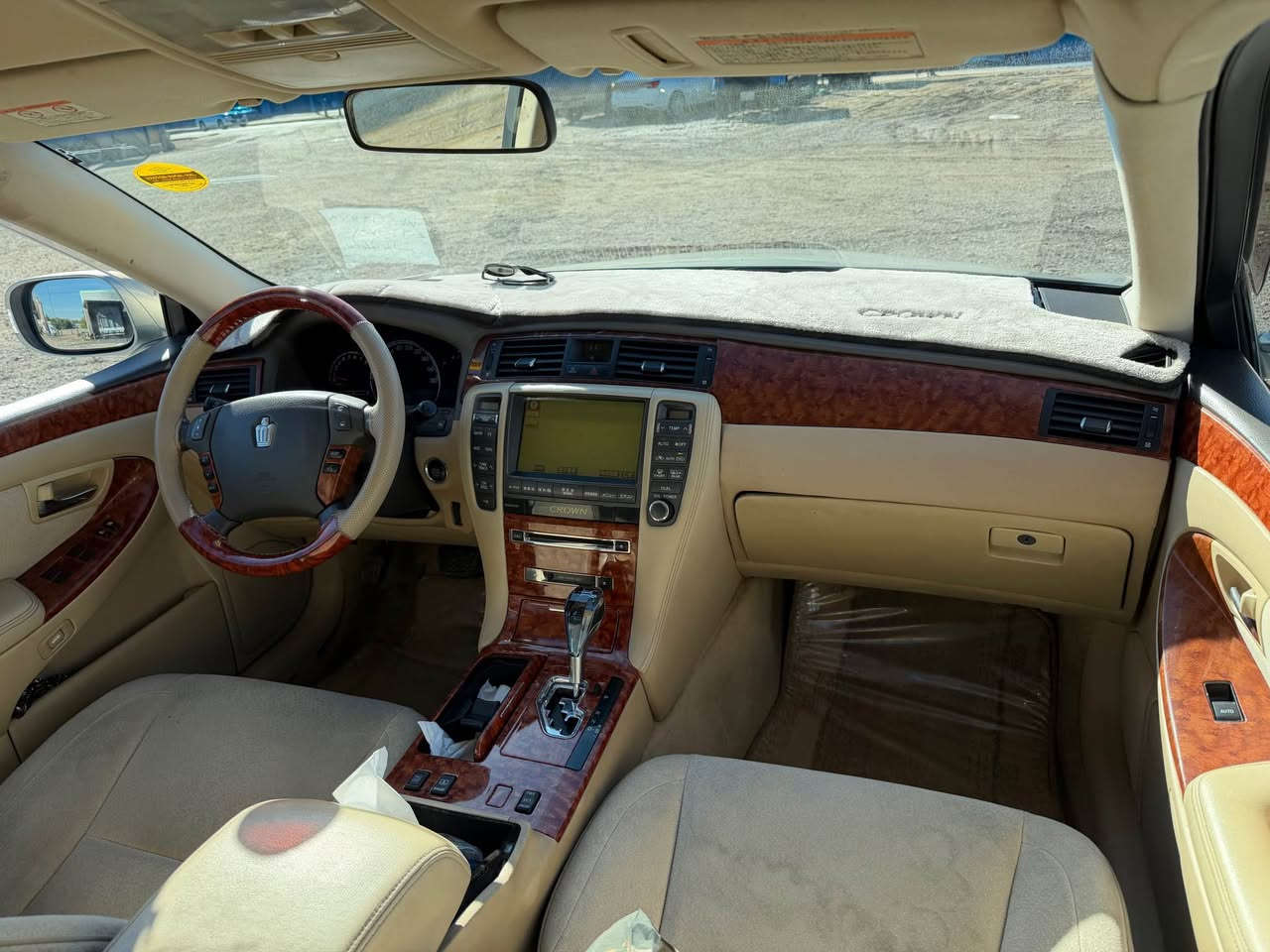 شاهينة ســـاغ 2005
رةنگي بحري 182
3بارجةي اورباية سةقف و جاملغ بيشو دةركاي سكن
مواصفات سةلاجة 3دوگمة
4كوشن كارةبا بيشو دواو حاسة
3بةردة
سيارةكي زور جوانة
بو فروشتن كورينةوةش
كودي بوكراوة
*********** كالار, السليمانية
