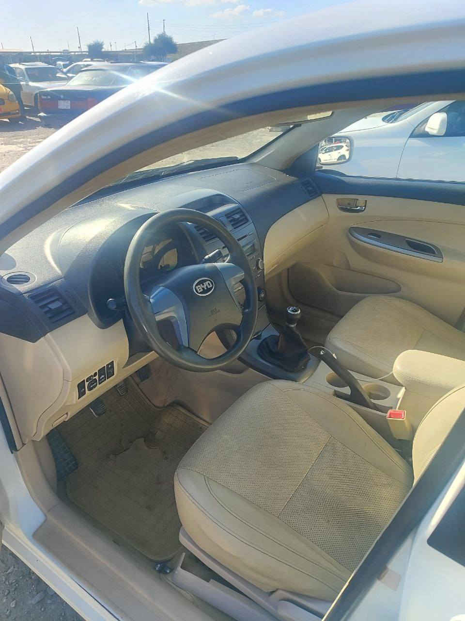 BYD2015 F3 مرغوب .
دعامية لدعامية شرط  بصمة كشن جلد 
***********
***********
مكلف بنشر شراي يخابر. كركوك, العراق
