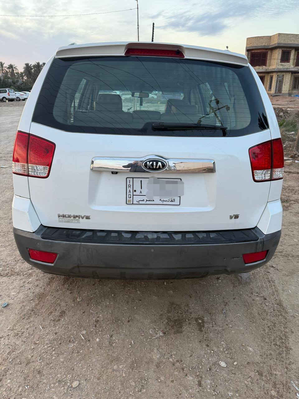 موهافي موديل ٢٠١٦ خليجي رقم قادسية تحويل مباشر مكفولة من الضربة والتبديل ماشية ١١٧ الف بيهة فقط صبغ قطعة وحدة باب سايق محرك ٦ سلندر وكير وحدادية مكفولات تبريد ٣ قطع ٧ راكب كشنات جلد سعر ١٦٣ ومجال *********** /*********** المكان الديوانية
