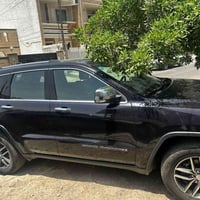 للبيع اومراوس حسب القناعه جيب لاريدو موديل 2018 فول عدا الفتحه حساس كا...