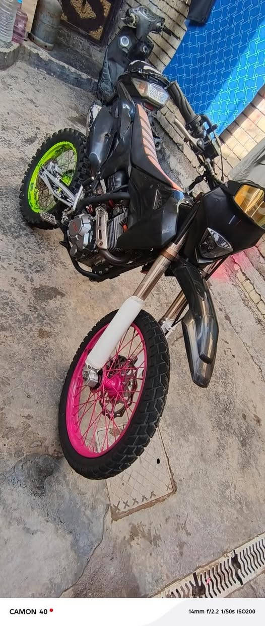 سلام عليكم قفاز سي ار اكس 300cc دراجه شلعه تاكل الكاع معدل فول مناقصهة اي شي بس صوت خفيف بل فيلسه شغله طبيعيه مراوس بجيتي ار نضيفه مكان بغداد مدينه


**إذا كنت صاحب هذا الإعلان وتريد حذفه لأي سبب، رجاءا أرسل رسالة إلى الدعم الفني**