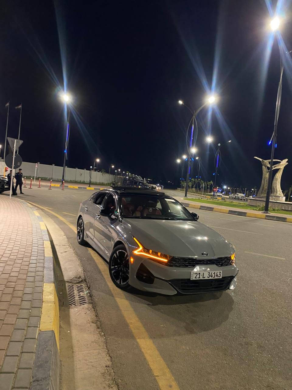 سلام عليكم
مكلف بلنشر
للبيع
كيا K5 موديل 2021 
وارد امريكي ماشية 68 ألف 
محرك 1600Turbo مامفتوح 
كير اوتوماتيك
 ضرر تبديل جاملغ وباب امامي يمين بلادي نفس اللون بيها شويه داخل بلباب 
رقم سليمانية رقم  وهزة وسنويه جديدة بأسمي شرط الوكالة والتحويل 
بصمه تشغيل عن بعد
داخل احمر وكشنات جلد وكهربائي
رادار امامي رادار جانبي رادار خلفي
لايت زينون عالي ناصي عدسات
سيارة جاهزه 
السعر 160$
موصل الايسر 
***********
