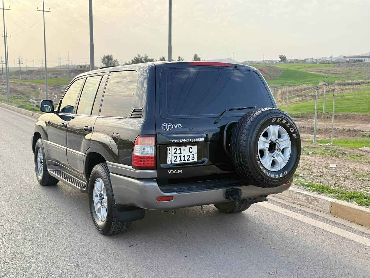 مؤنيكا 2006 قەتەری V8 فول مواسەفات  هەشت پستن، سەلاجە ،تەبرید مەرکەزی
ناوزەرد ABS سلاید ، گێڕتۆماتیک
بەشەرتی  گێر ومەکینە و تەبرید
سەنەوی  نوێیە  رەقەمی نوێیە
سبوخ عامە تبدیل لون پێشودوای لێدانی نیە زۆرجوانە  نرخ 154 $ 
***********
***********
