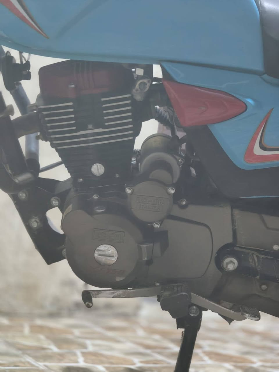 سلام عليكم شاينك 25 رقم وسنوية بغداد دراجة جديدة بمعنا الكلمة جيب فيتر وفحص مكاني بغداد حيور سبع قصور *********** خابر وبيك خير وتدلل السعر 1900 الموشراي لا يكسر بسعرهة دراجة جديدة
