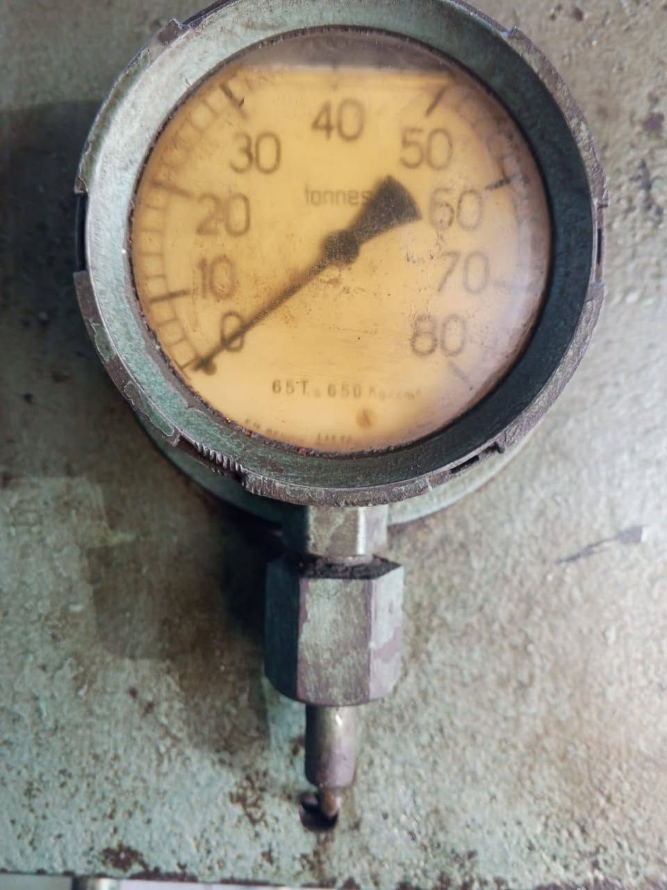 بريس بلادي 80 طن كهربائي السعر 5 ملايين رقم ***********
