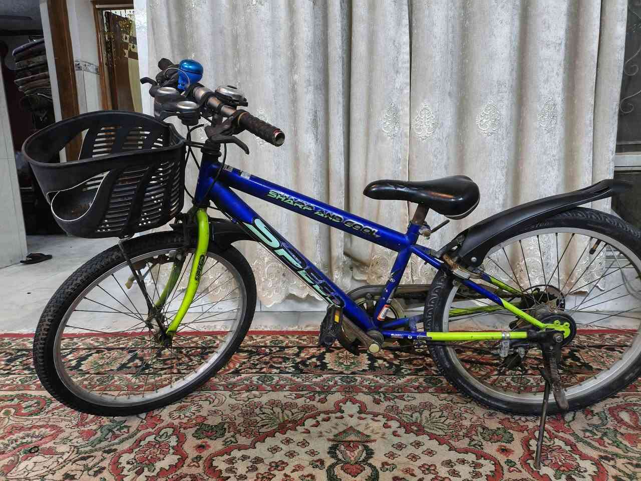 السلام عليكم 
بايسكل نظيف للبيع حجم 22 
استعمال قليل جدا جدا جدا جدا 
تكدر تكول عليه جديد 
السعر 100 ألف 
عنوان اربع شوارع خلف مول الحامد الشارع 
 مال حسينية شاكر الساعدي 
الشراي يتفضل للمراسله


**إذا كنت صاحب هذا الإعلان وتريد حذفه لأي سبب، رجاءا أرسل رسالة إلى الدعم الفني**