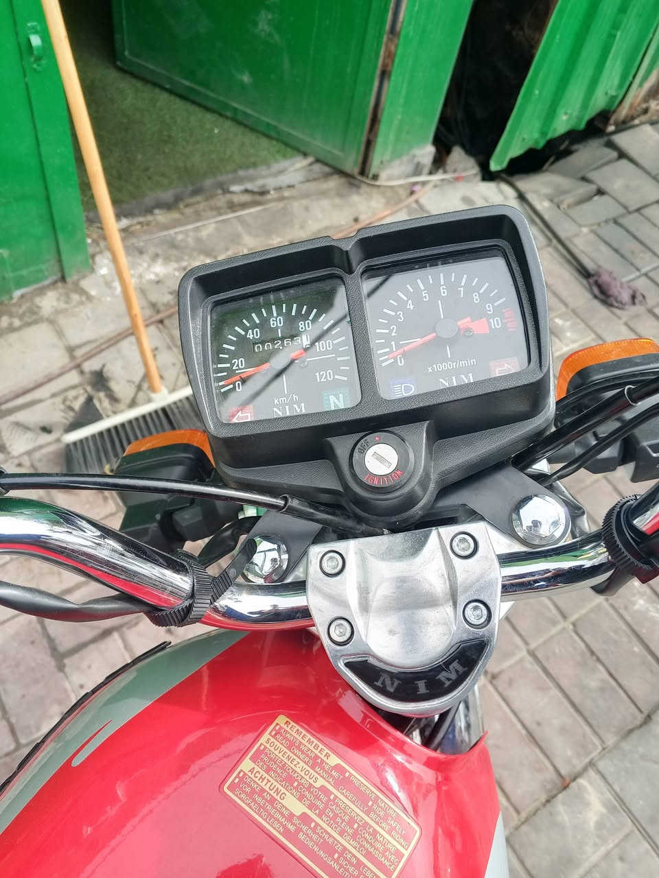 السلام عليكم
دراجه نظيفه للبيع اوراق 
دراجه كلش حلوه محتاج ريد بيعه 
‏‪***********‬‏
