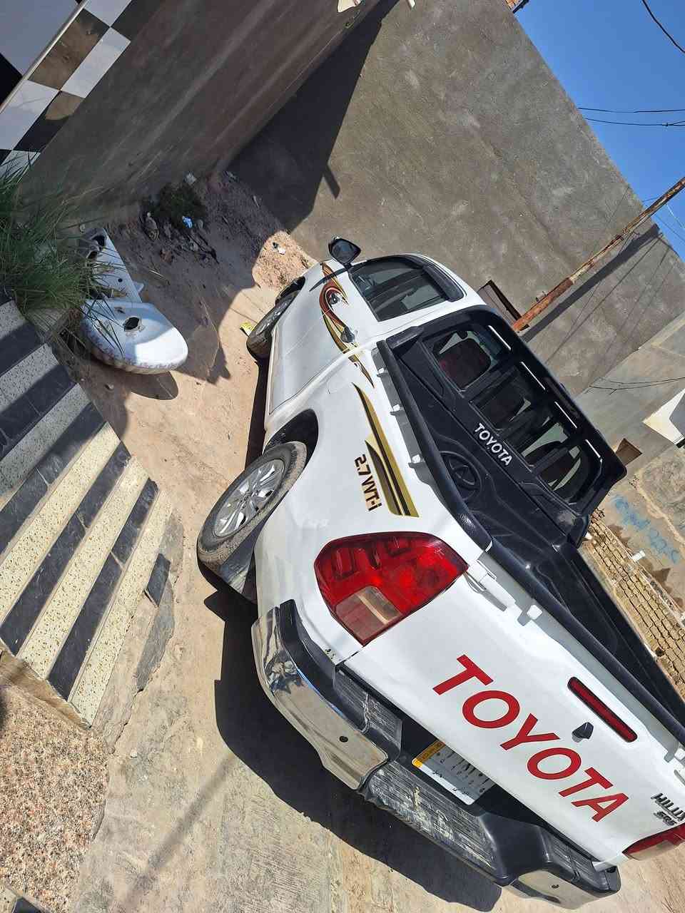 الرقم *********** السعر وتفاصيل الاتصال على رقم  هيلوكس بيكم سعودي موديل١٧ رقم مثنى تحويل مباشر سياره جديده بمعنى الكلمه بيها قطعتين صبغ بدون دواخل سياره اوتماتيك تبريد قطعتين العنوان بابل

