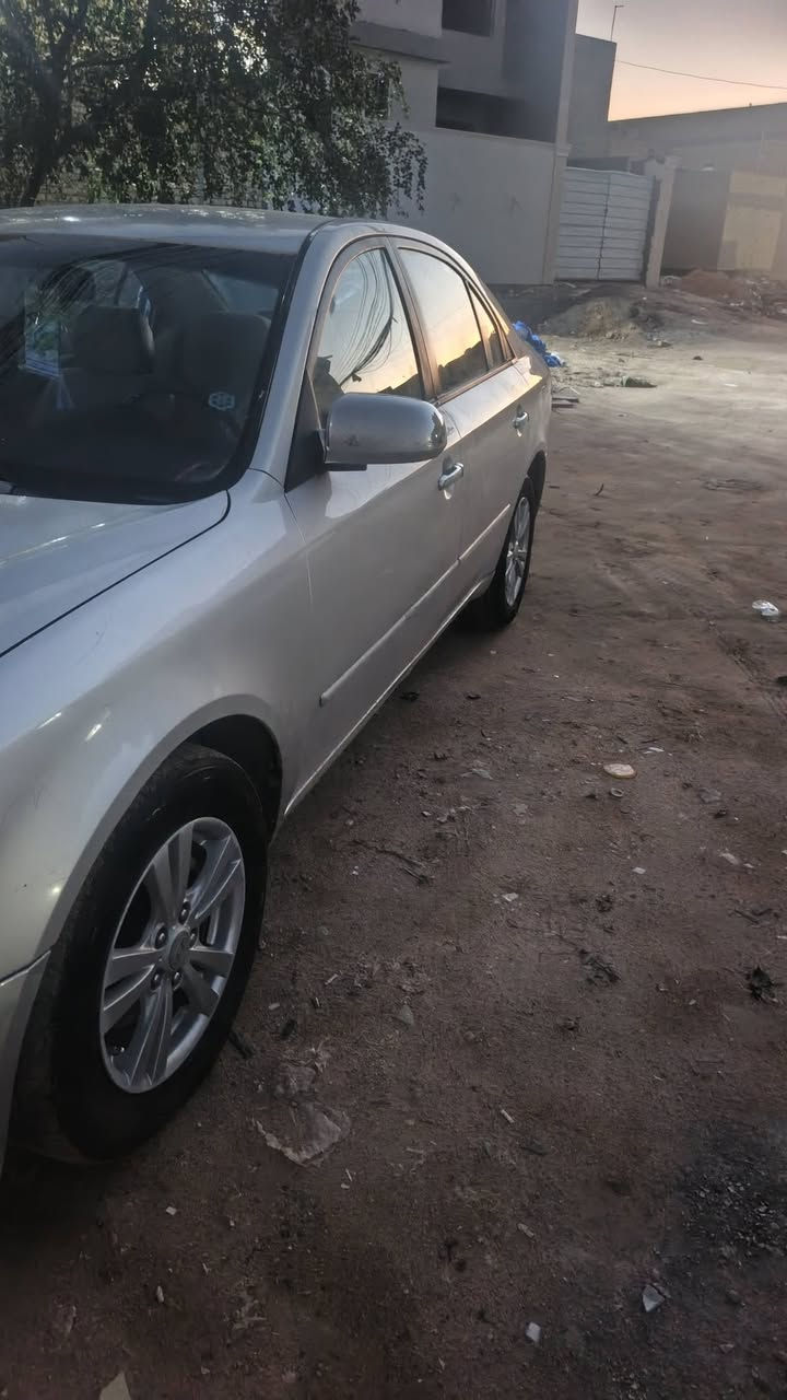 سلام عليكم سوناته وارد خليجي 2010 مشروع وطني رقم ذي قار تحويل مباشر كير محرك2400 حداديه كله جديد صبغ قطعتين سعر 110   مكان سياره كربلاء  ***********
