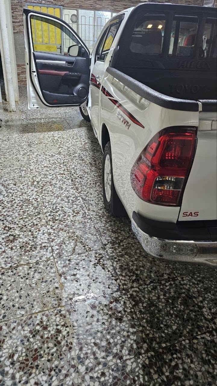 تويوتا موديل ٢٥
ساز بصمه وكشنات تبريد
معروفه مواصفات الساز
بيها بنيد مبدل  بدون شواصي
بدون ايرياك
ماشيه ٢٢ ألف بعدها بضمان الشركه
السعر ٢٦٨
وبيها مجال
العنوان ديالى قرب مطعم سامان
***********
